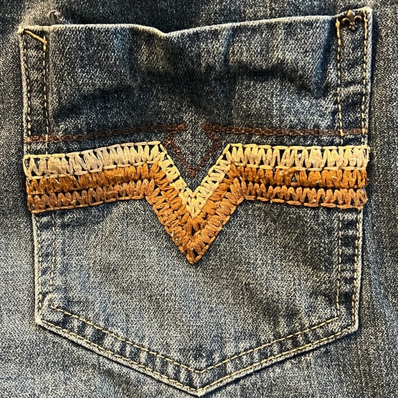 Gently Worn Men’s LL Cool J Denim Jeans - Picture 2 of 7